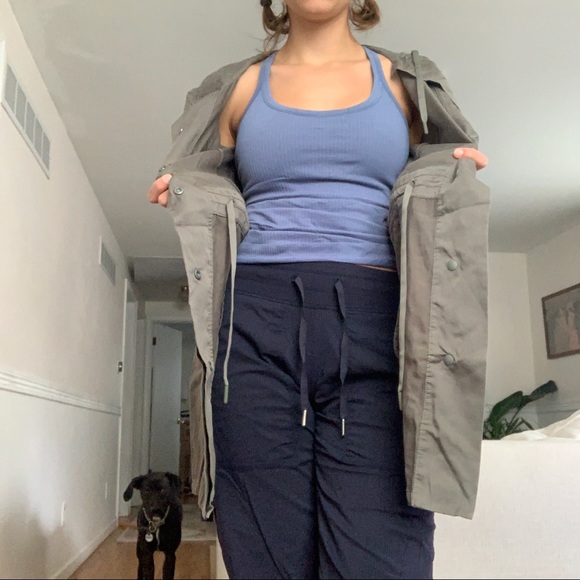 Lululemon city stroll  jacket - Picture 3 of 9